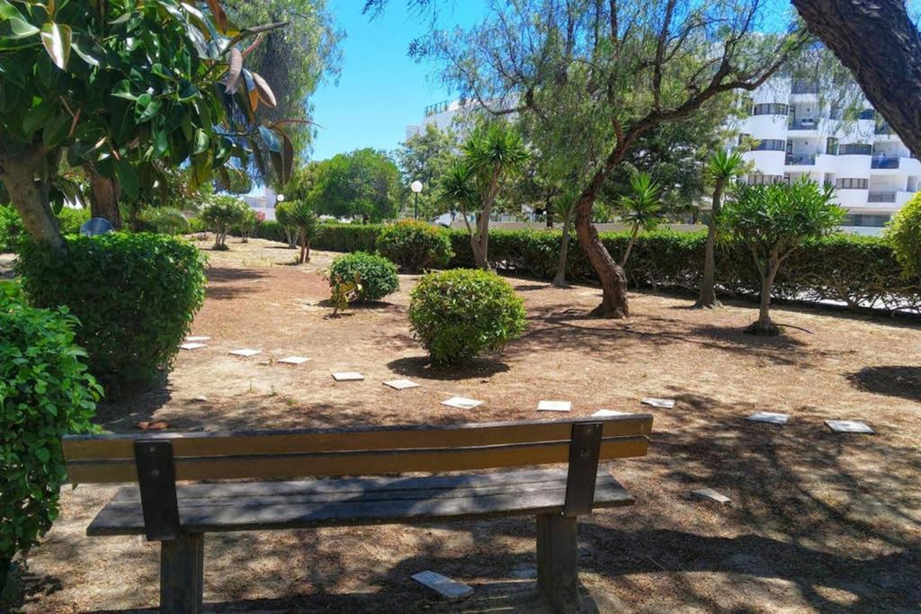 Praia Eulalia With Pool And 5 Minutes From The Beach Albufeira Exterior photo